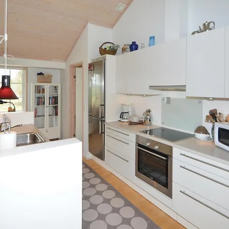 3 Bedroom Cozy Home In Ebeltoft Дом отдыха